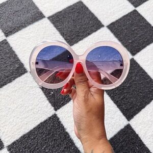Vintage Style Oversized Round Sunglasses